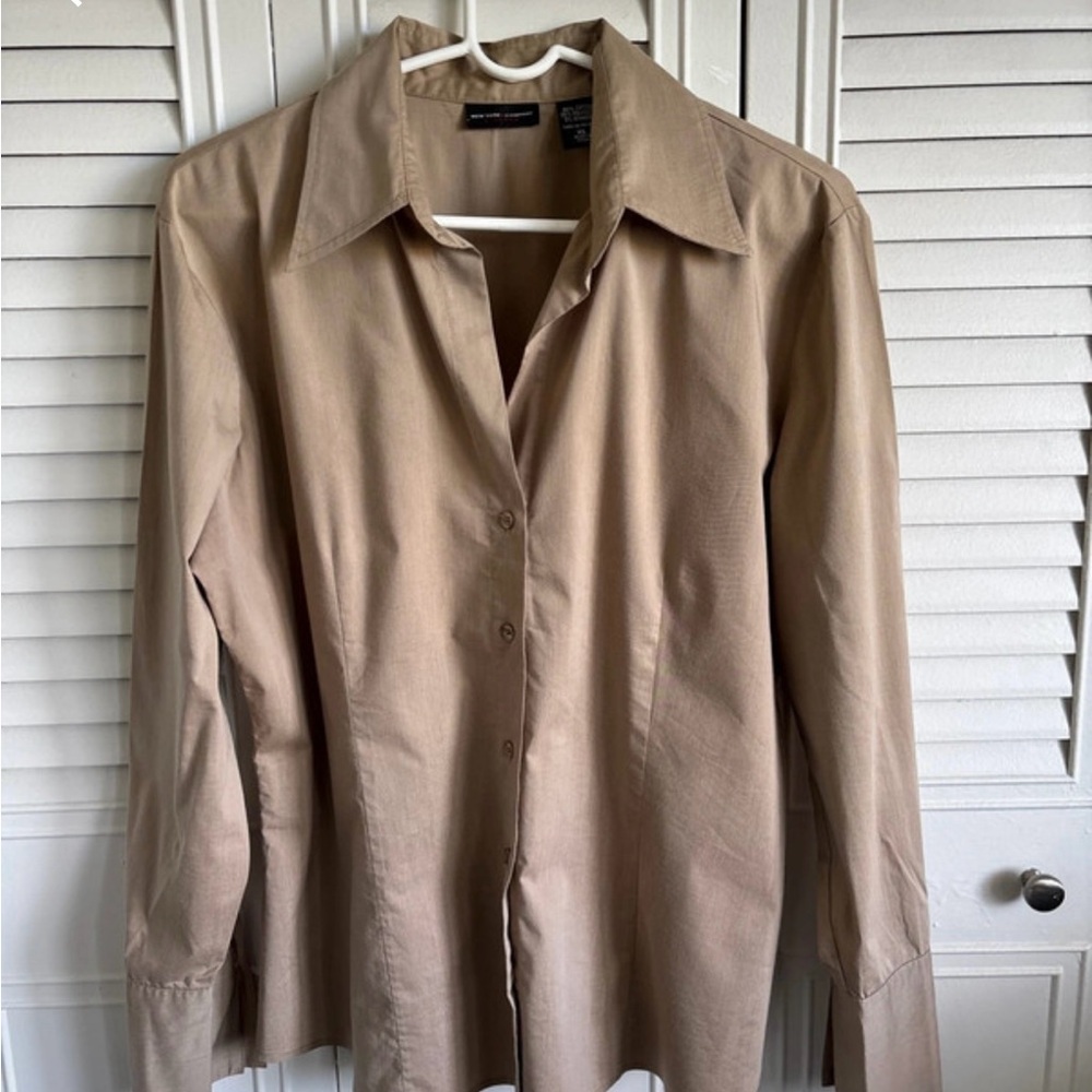 New York & Company Beige Women’s Blouse